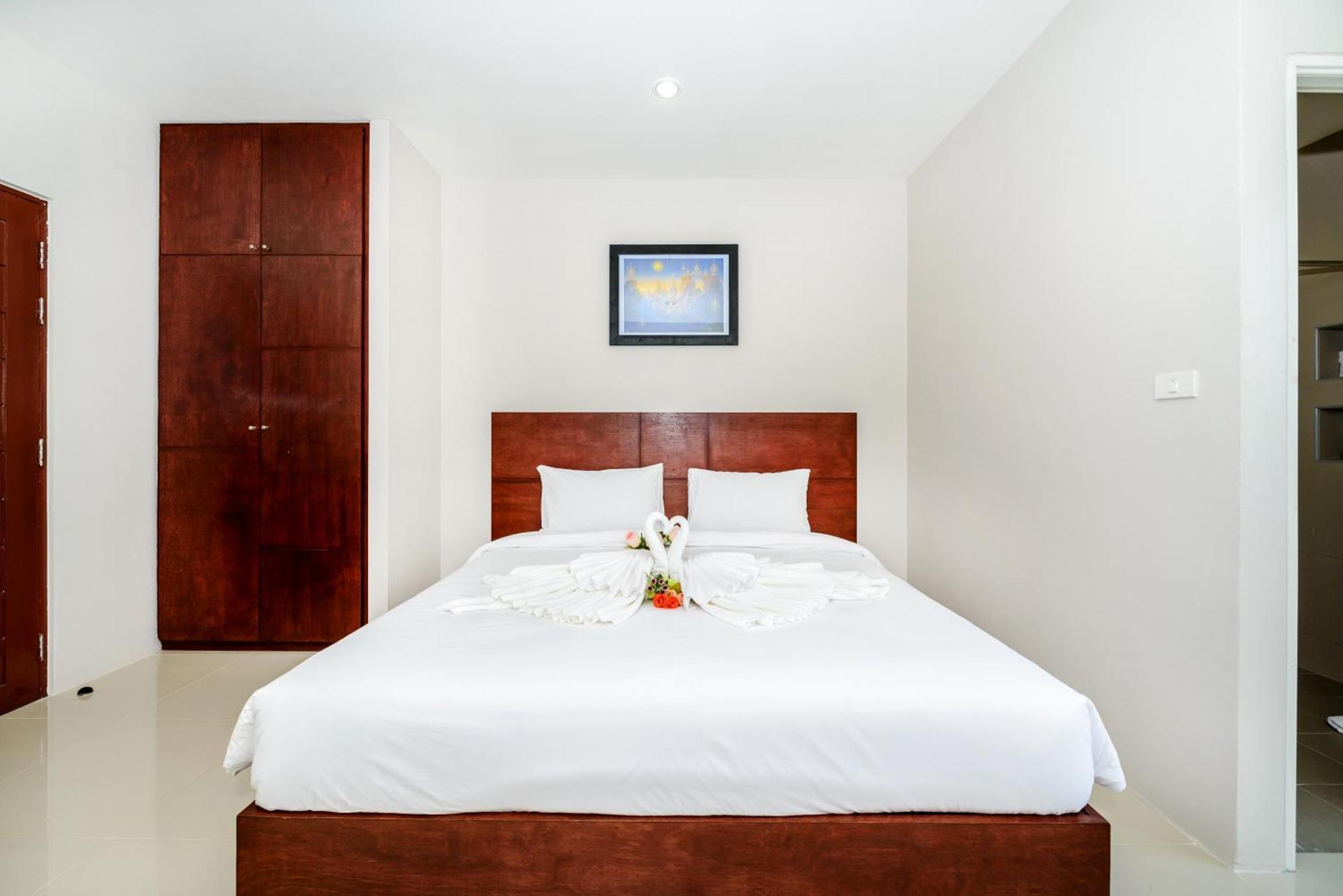 The Topaz Residence Phuket Town Экстерьер фото