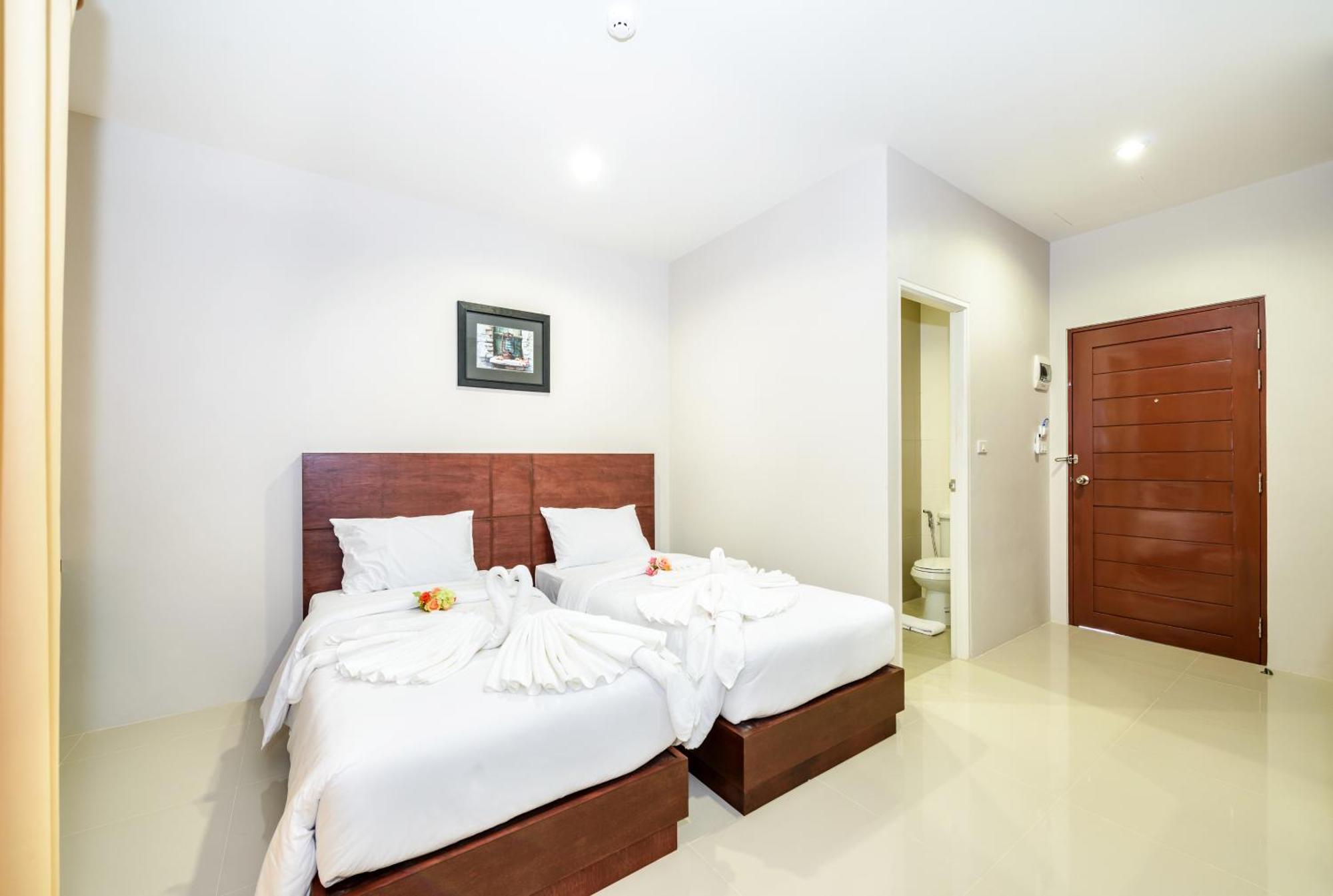 The Topaz Residence Phuket Town Экстерьер фото