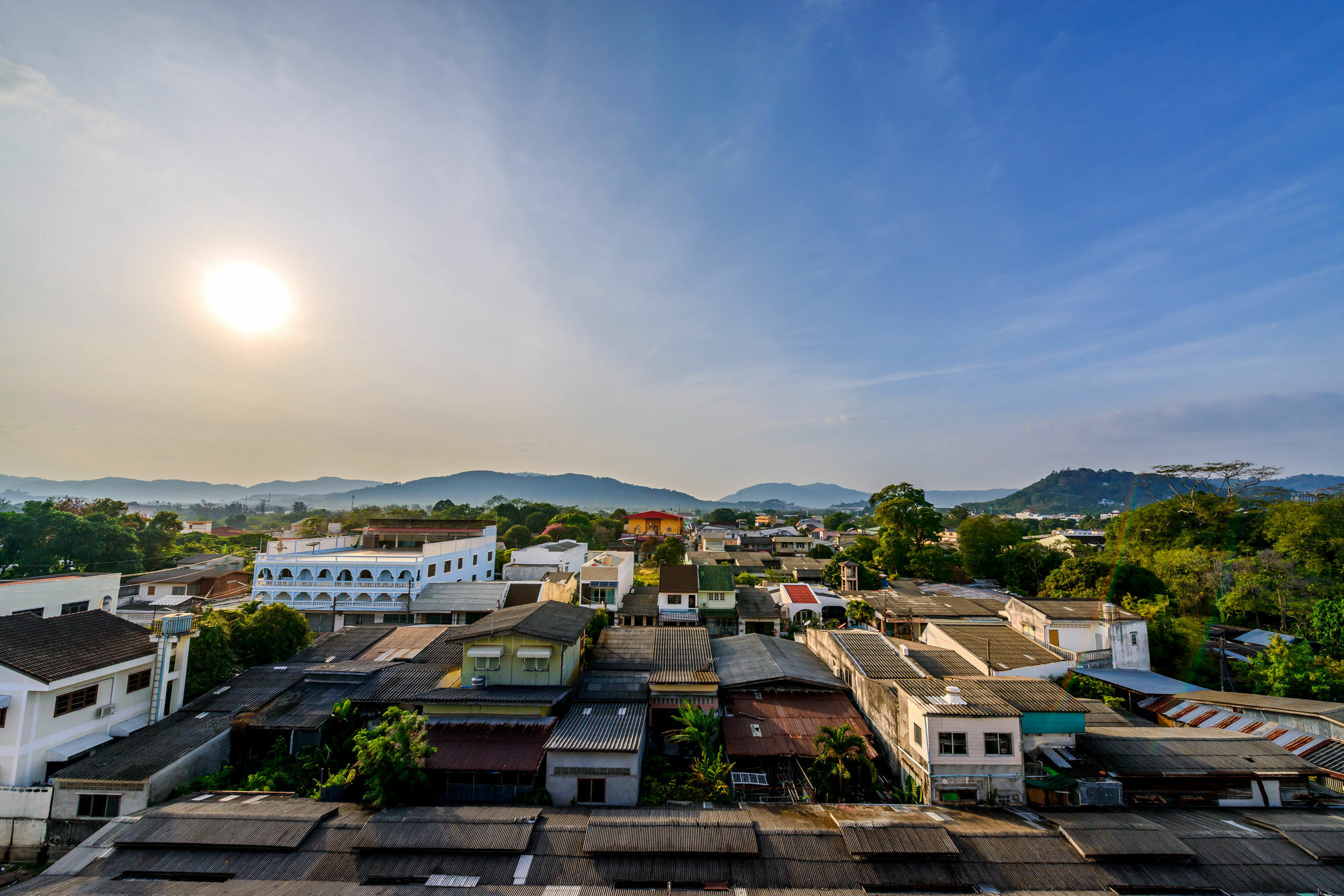 The Topaz Residence Phuket Town Экстерьер фото