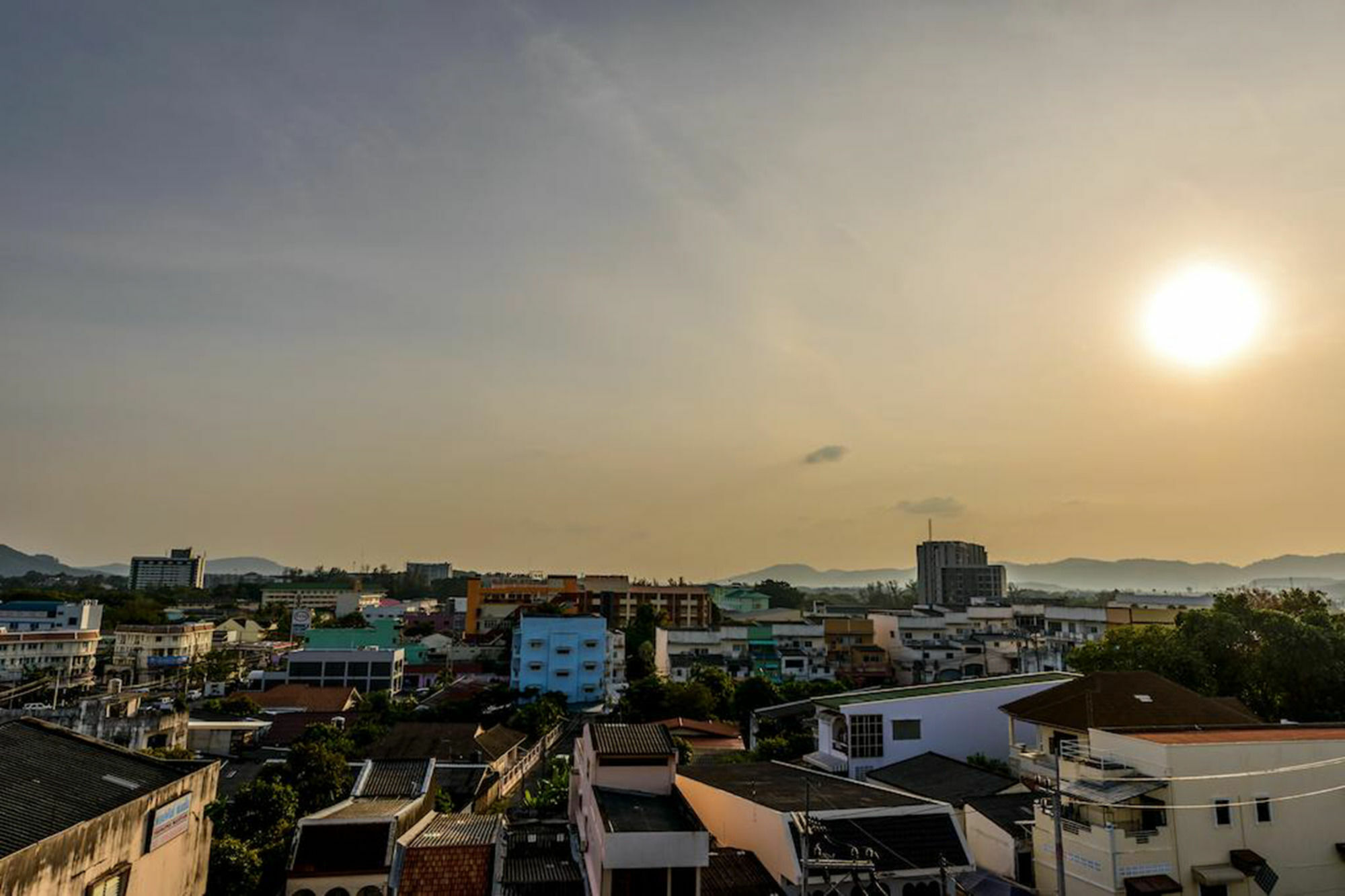 The Topaz Residence Phuket Town Экстерьер фото